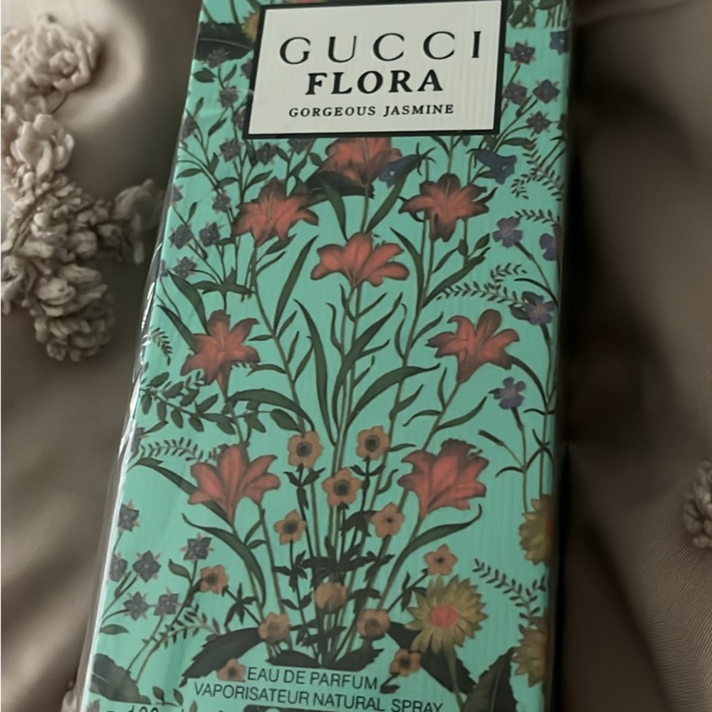 Gucci Flora Gorgeous Jasmine Teal Box with Red-Orange Floral Print